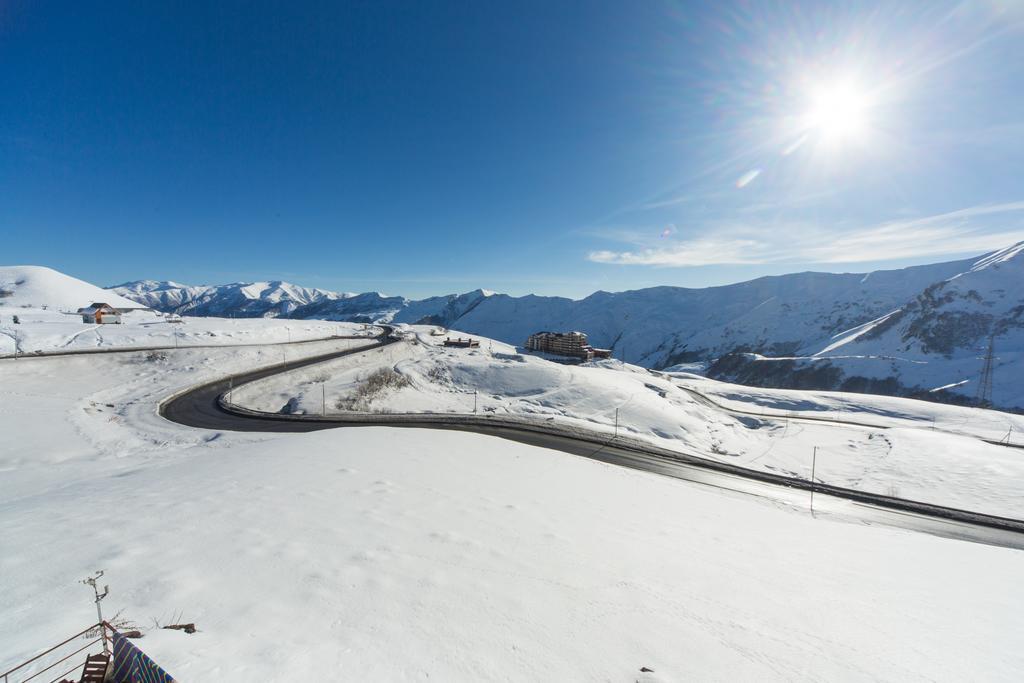Snow House Hostel Gudauri Εξωτερικό φωτογραφία