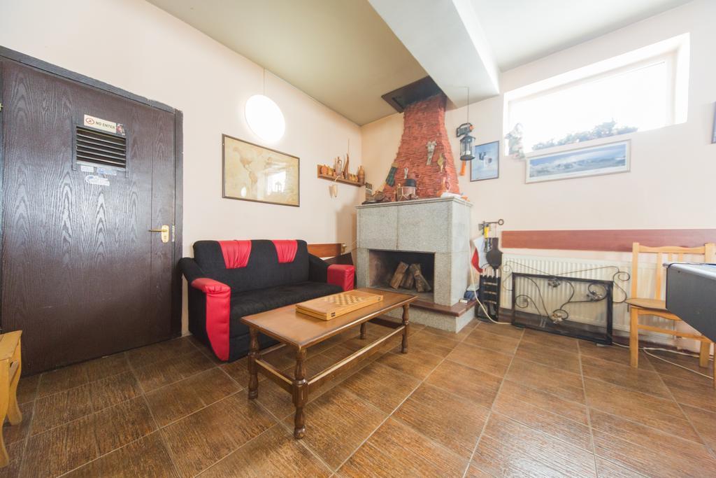 Snow House Hostel Gudauri Εξωτερικό φωτογραφία