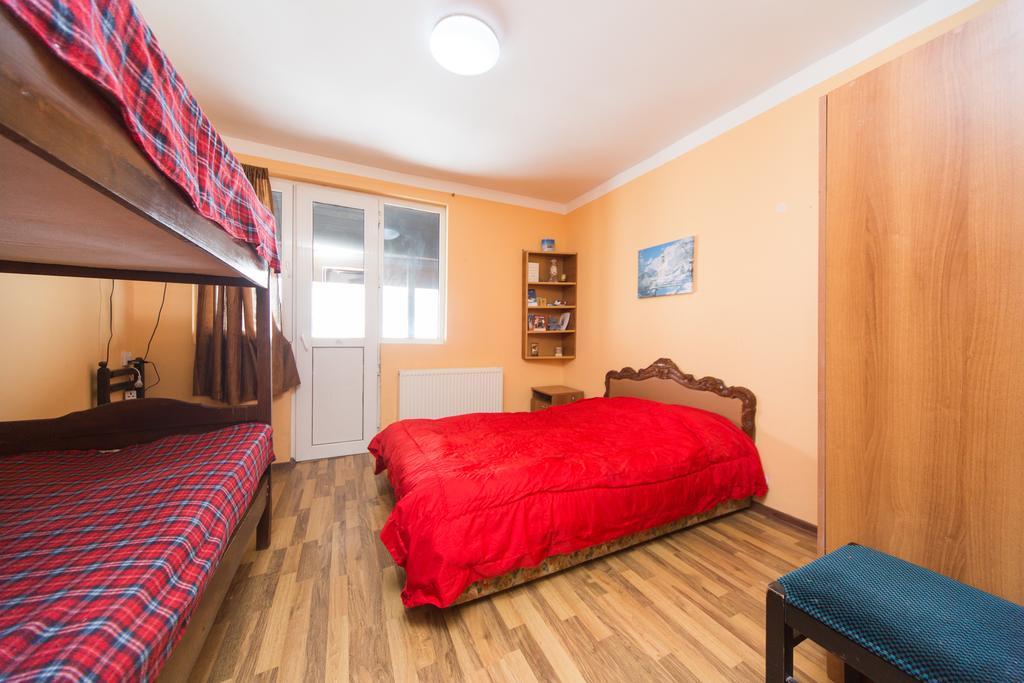 Snow House Hostel Gudauri Εξωτερικό φωτογραφία